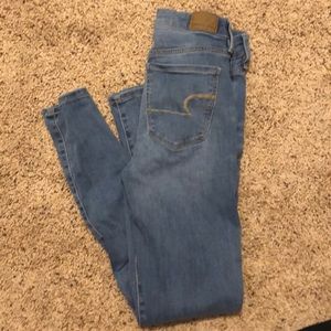 ⭐️SOLD⭐️AEO Super High Rise Jeans